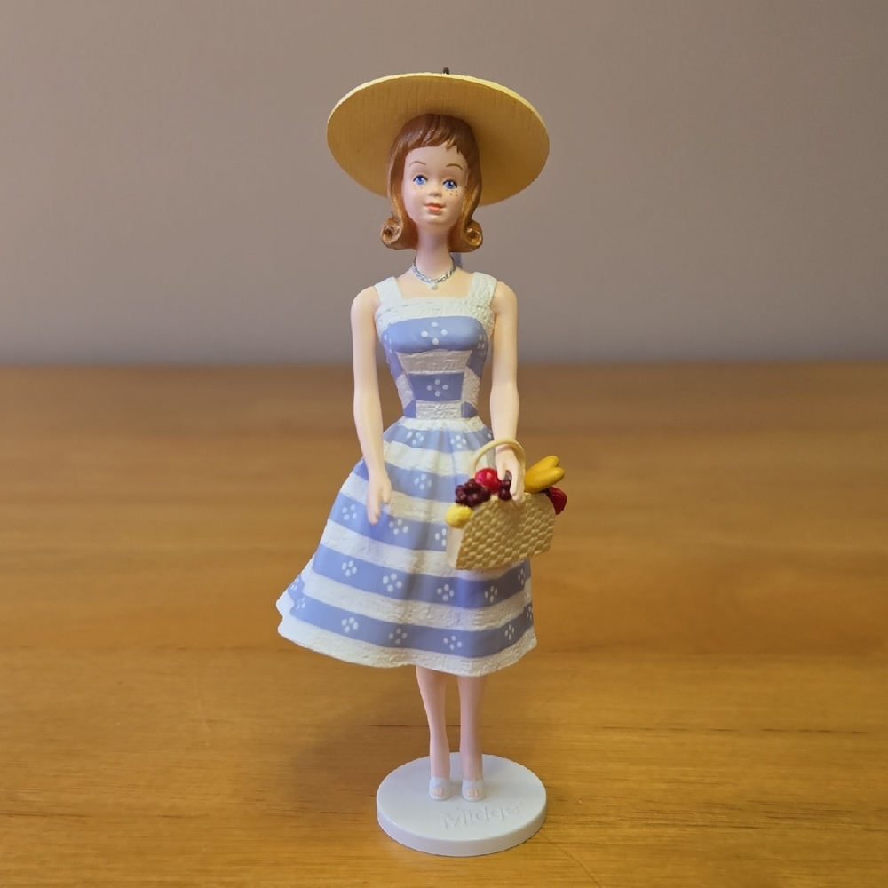 1998 Midge "Suburban Shopper" 35th Anniversary Ornament Barbies Best Friend